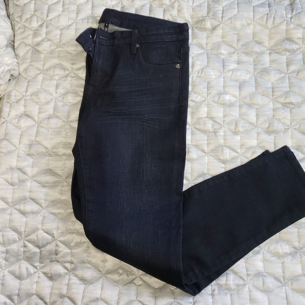 Straight leg jean